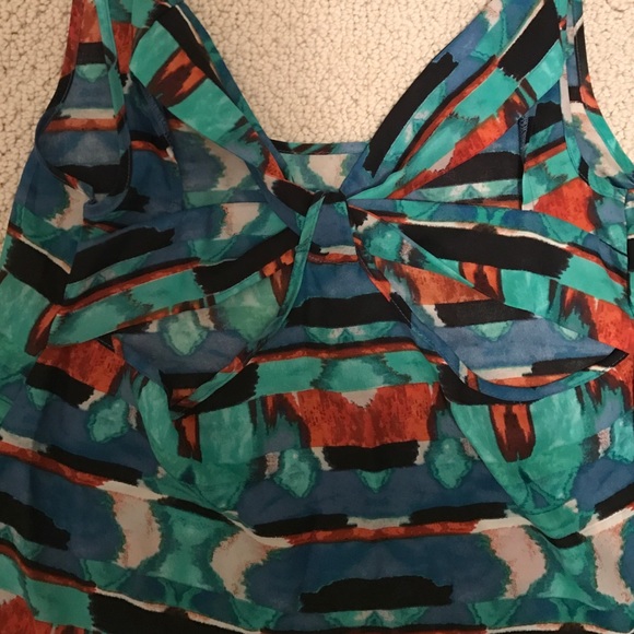 Blue patterned top - Picture 2 of 2