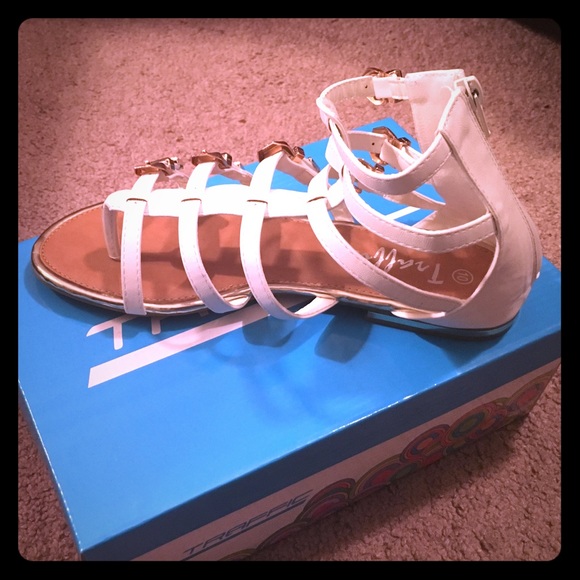 Traffic sandals