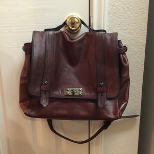 FOSSIL SATCHEL IN BROWN