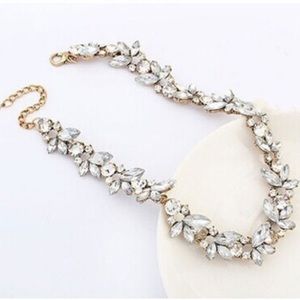 NEW ARRIVAL ** Fashion necklace! . NWT