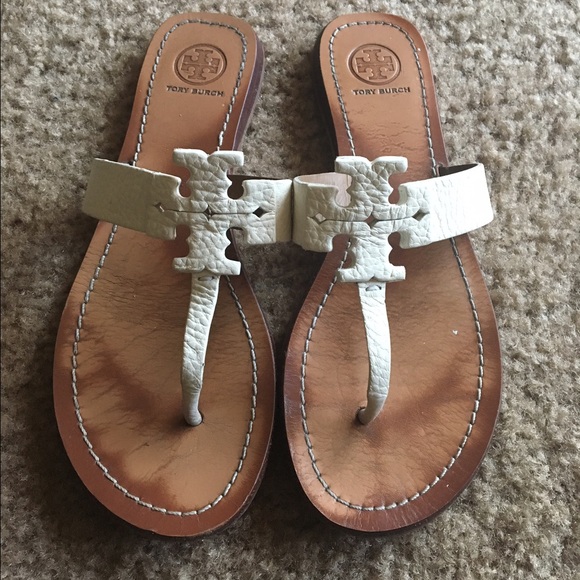 Tory burch size 7 1/2 Moore logo thong sandal