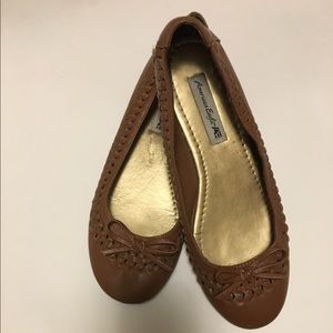 Beautiful American Eagle flats!