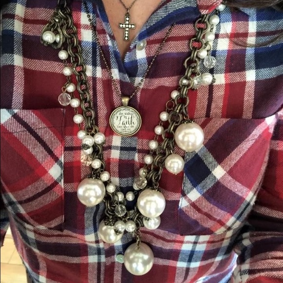 Olivia necklace