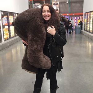 Meet your Posher, Elizabeth