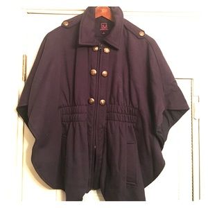 Navy cotton poncho/cape featuring zipper closure