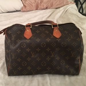 Louis Vuitton Speedy 30