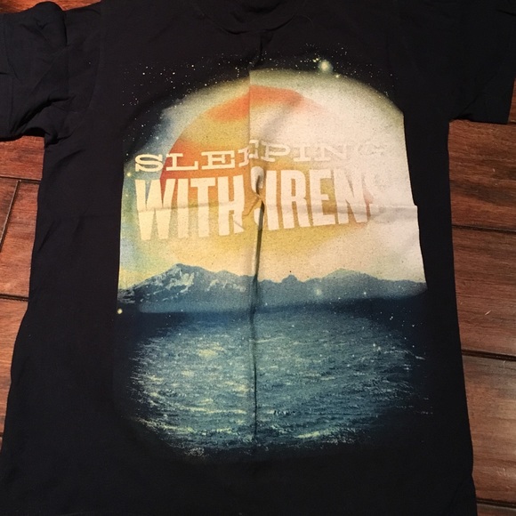 Sleeping with sirens shirt