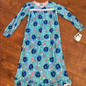 Girls Finding Dory Nightgown size 8
