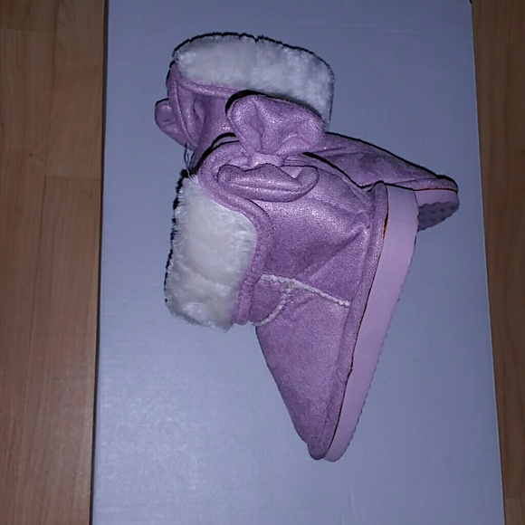 Baby H&M boots size 4-5