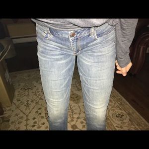 Girlfriend jeans. Long.