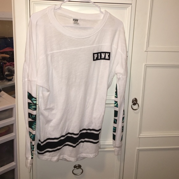 White VS Pink open back long sleeve🎉😍💞