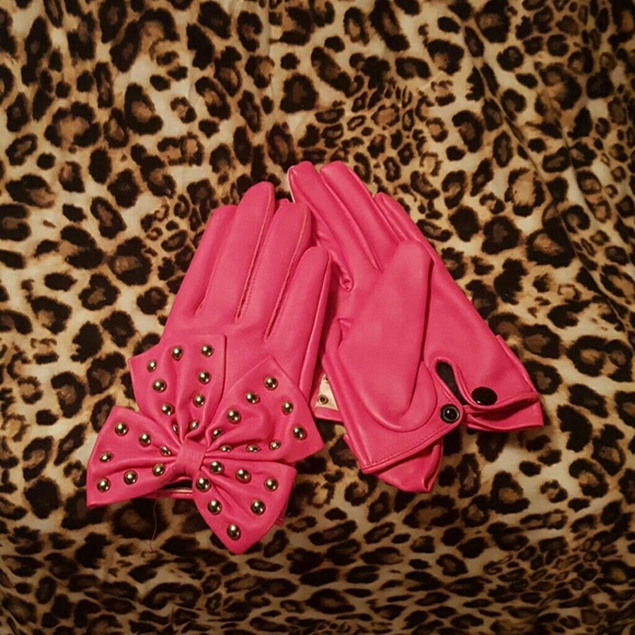 Pink Studded Leather Bow Gloves
