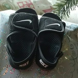 Toddler Nike sandals