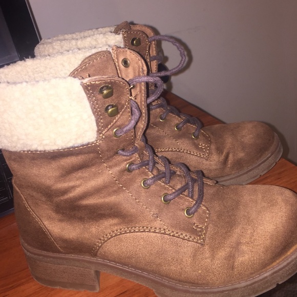 Women's boots