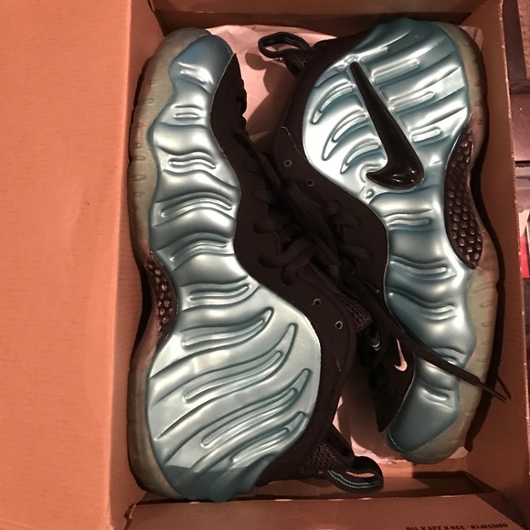 Nike Other - Retro teal,black,white size 10 foamposite pro