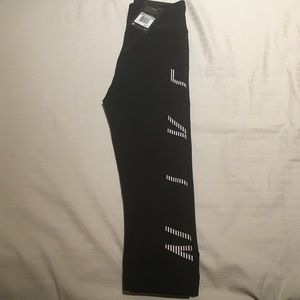 Nike legend crop leggings