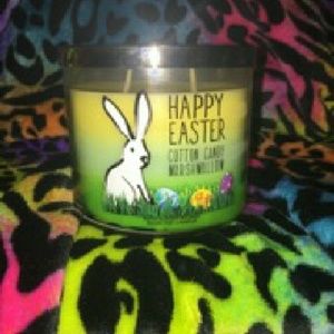 Bath and body works 3 Wick candle