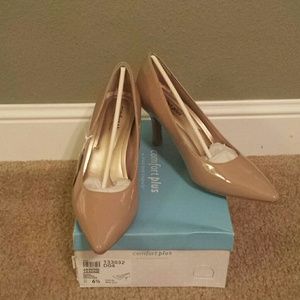Nude Janine Comfort Plus heel, size 6.5