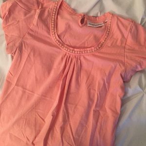 Coral tee