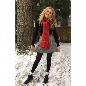 Houndstooth Shell Skirt