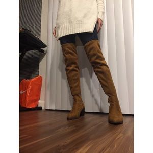 ⛔️UNTIL 1/2/2017⛔️ knee high suede boots in Tan