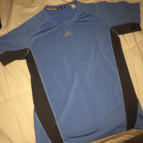 🔴SOLD🔴 Blue and Black adidas t-shirt
