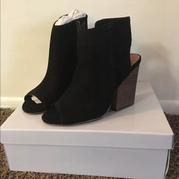 NWT Steve Madden 7.5 Black Mingle Nubuck Booties - Picture 2 of 4