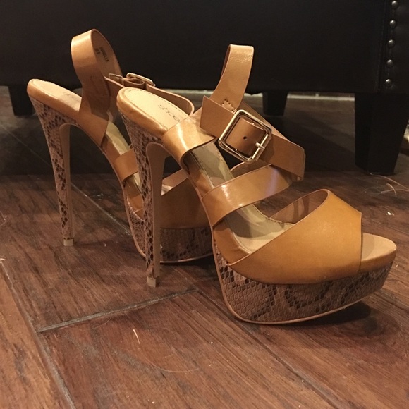 Camel Shoedazzle Stiletto Heels - Picture 2 of 4