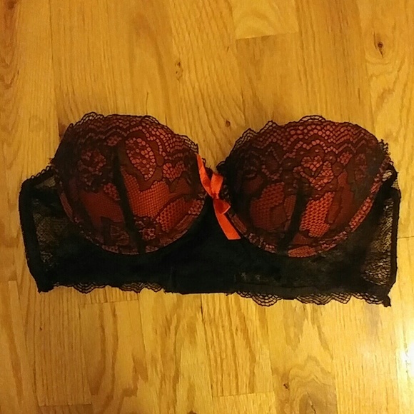 Strapless red bra with Black lace