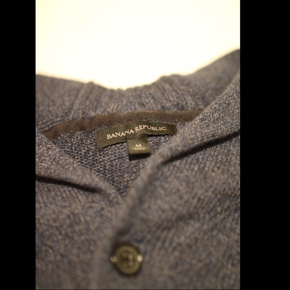 Men's Banana Republic Cardigan (Size Medium) - Picture 3 of 3