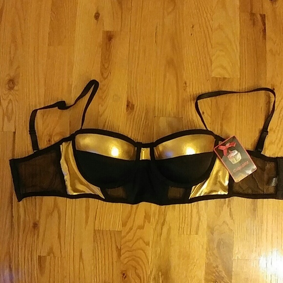 Black and gold fishnet bra