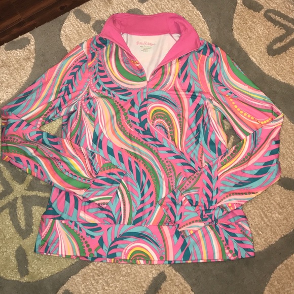 Lilly Pulitzer Tops - EUC Lilly workout top
