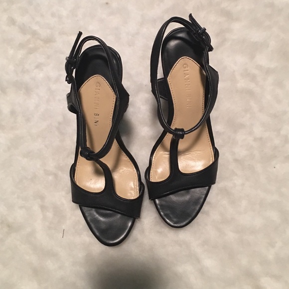 Giani Bini Black wedge