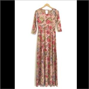 NWT! Orange Creek Floral Print Maxi Dress. SZ L