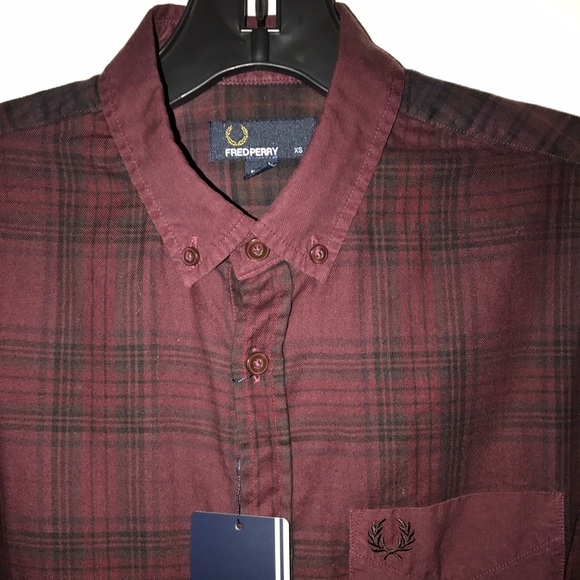 Fred Perry XS long sleeve button down shirt
