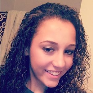 Meet your Posher, Jada