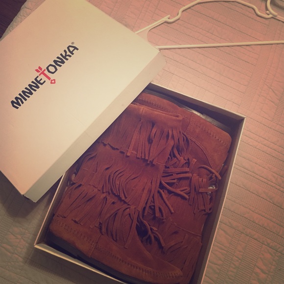 Minnetonka three layer fringe boots