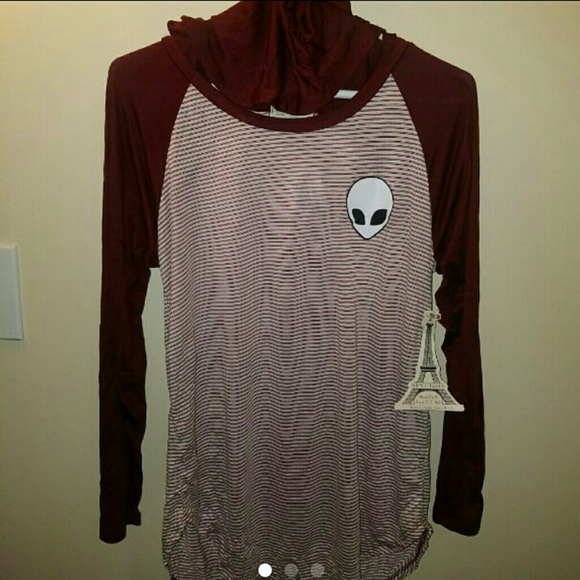 NWT MAROON LONG SLEEVE - Picture 1 of 3