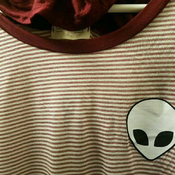 NWT MAROON LONG SLEEVE - Picture 2 of 3