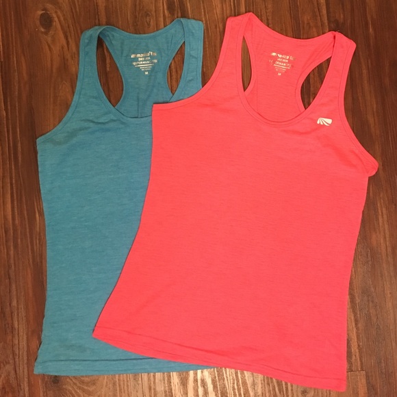Bundle of 2 workout tank tops