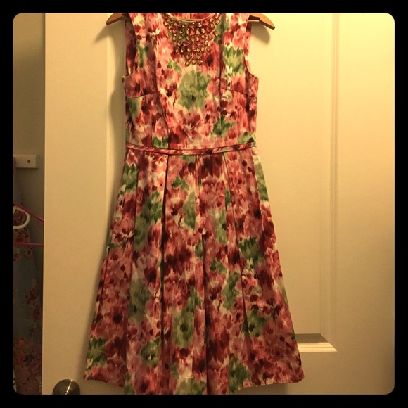 Size 4 floral dress