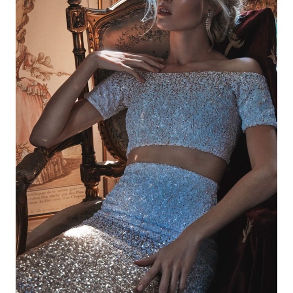 White/gold sequin twopiece off shoulder/midi set - Picture 3 of 7