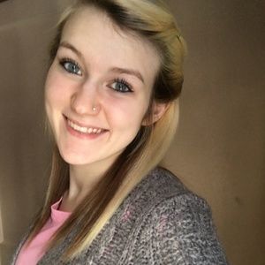 Meet your Posher, Brittny