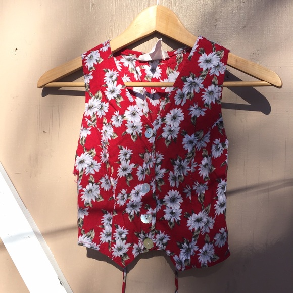 Vintage floral crop top