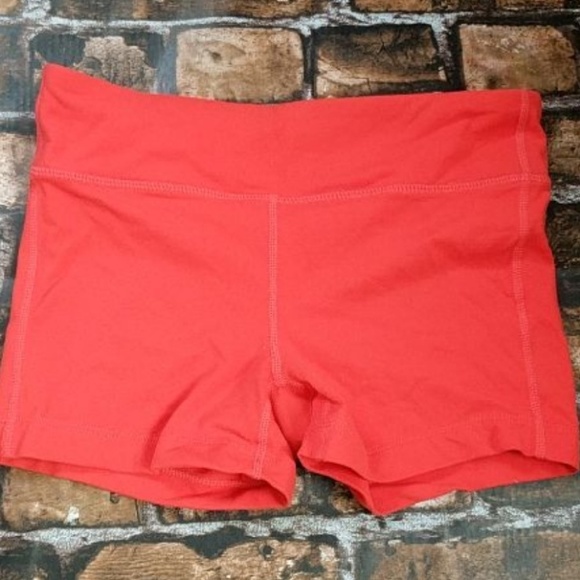 Womens Athleta Chaturanga Shortie Shorts