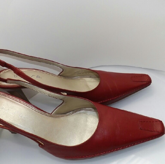 Red Pumps - Picture 2 of 4