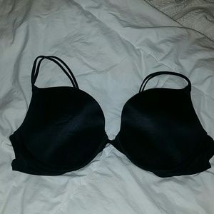 LOWER PRICE VS Very Sexy Push-Up