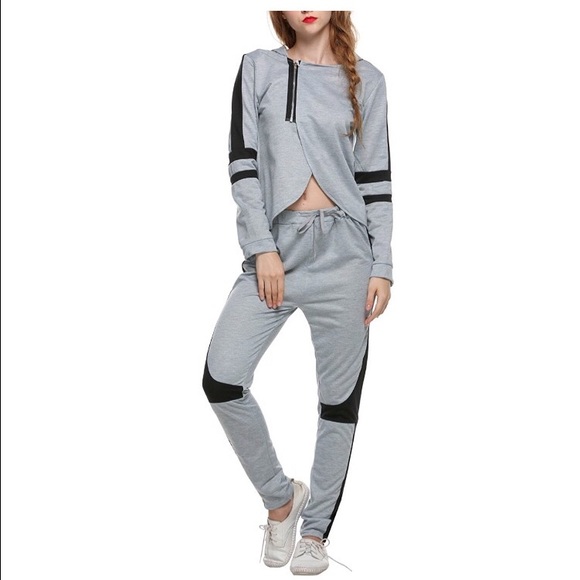 Women zipped up tracksuit zipper split with hoodie