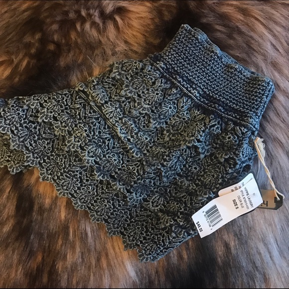 SOLD // High Waisted Cheeky Summer Shorts - Picture 2 of 3