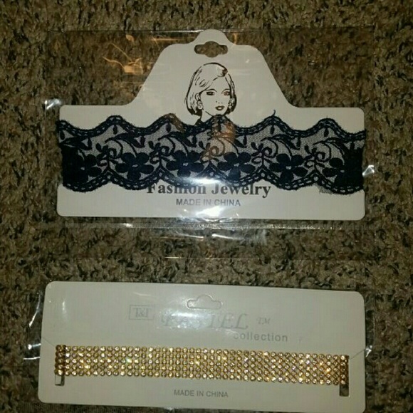 4 New Chokers (BUNDLE 2 SAVE) - Picture 2 of 4